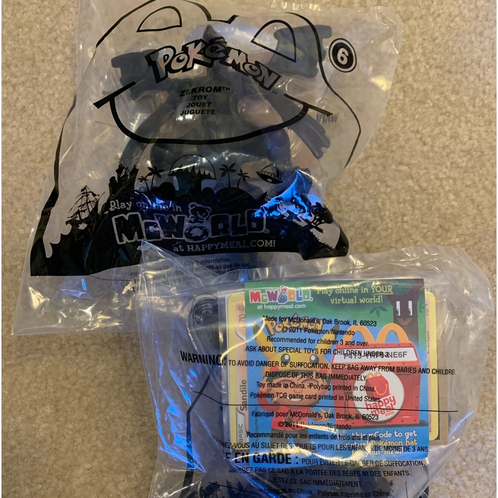 Pokémon/Nintendo Macworld Zekrom from 2011. Pet free, smoke free, 2 for price